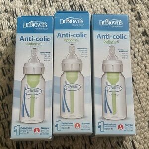 NIB Dr. Brown’s Natural Flow Anti-Colic 4oz Bottles Lot of 3